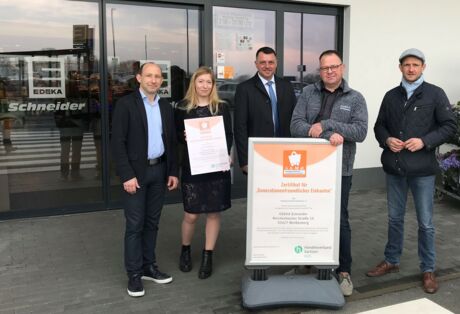 Edeka Schneider erhält das Qualitätszeichen "Ausgezeichnet Generationenfreundlich"