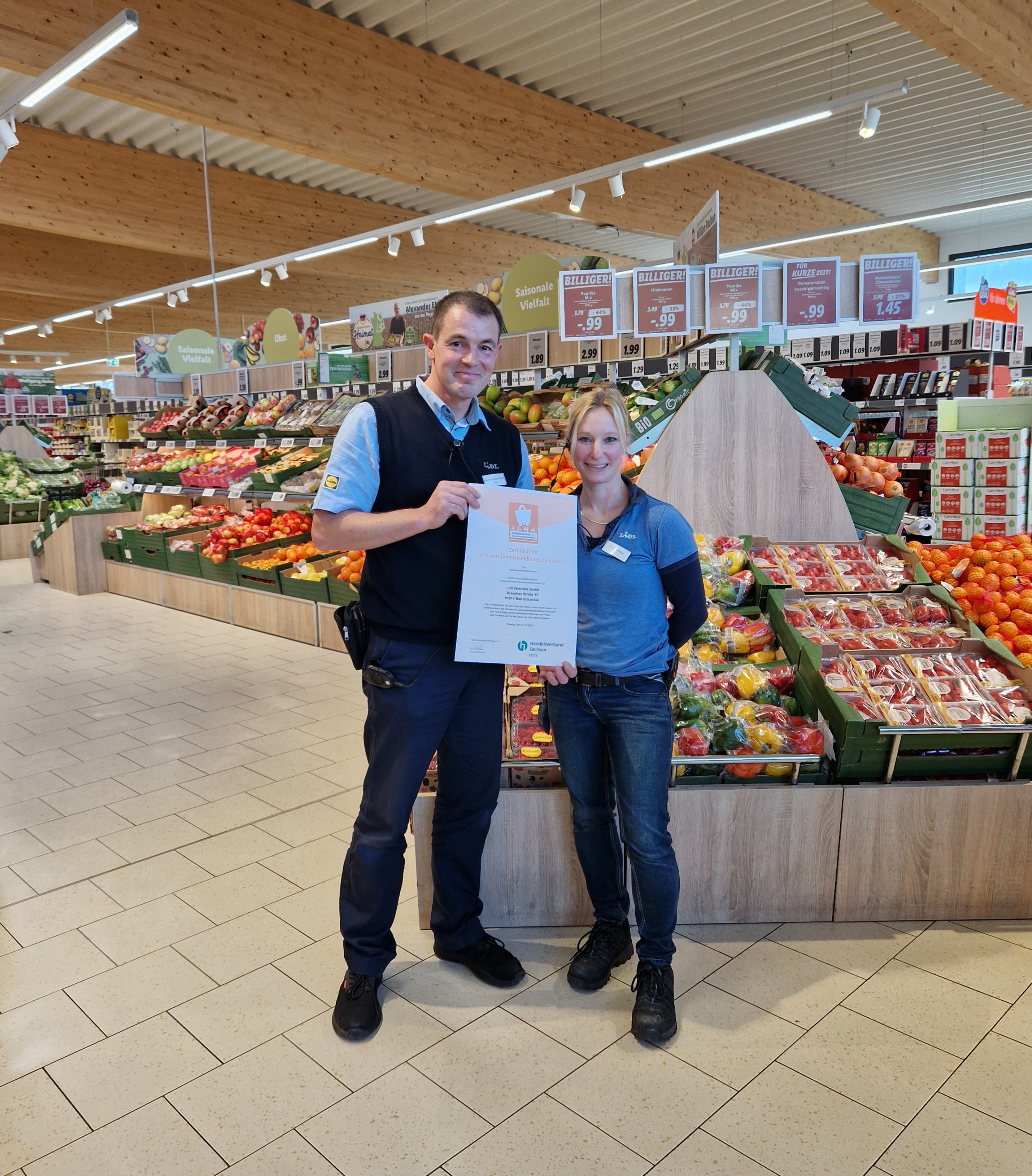 "Ausgezeichnet Generationenfreundlich" präsentiert sich Lidl in Bad Schandau